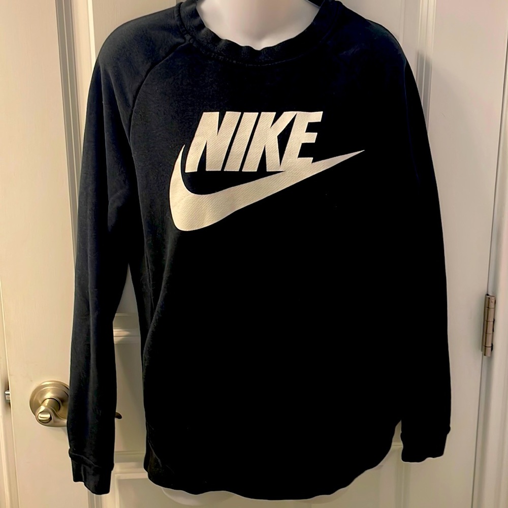 Women’s Nike Pullover Crew Neck Sweatshirt size S